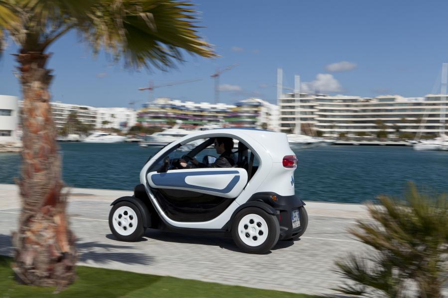  Renault Twizy Z.E. 2011 года  (фото 62 из 94)